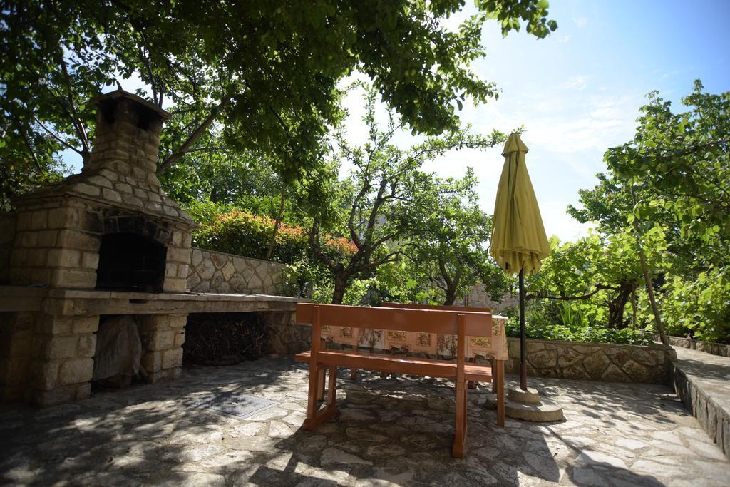 Apartments Vitkovic Cres Εξωτερικό φωτογραφία